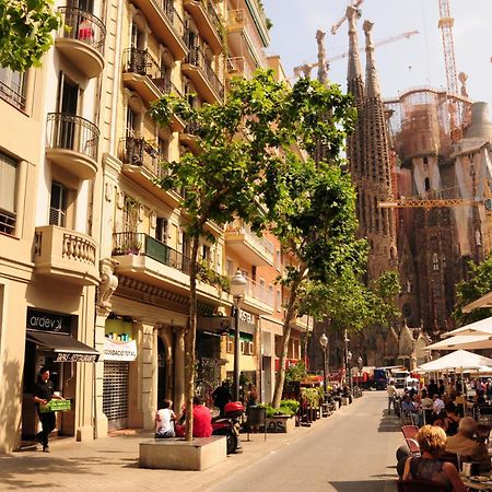 Апартаменти Gaudi Sagrada Familia Барселона Екстер'єр фото