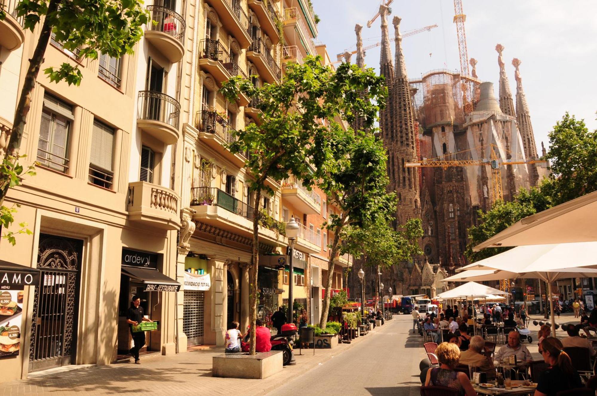 Апартаменти Gaudi Sagrada Familia Барселона Екстер'єр фото